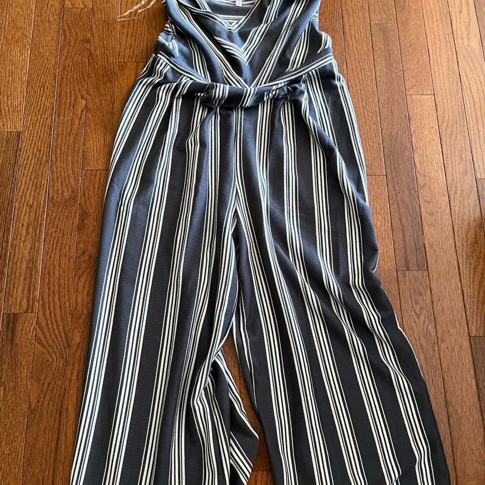 Juniors Medium Jumpsuit